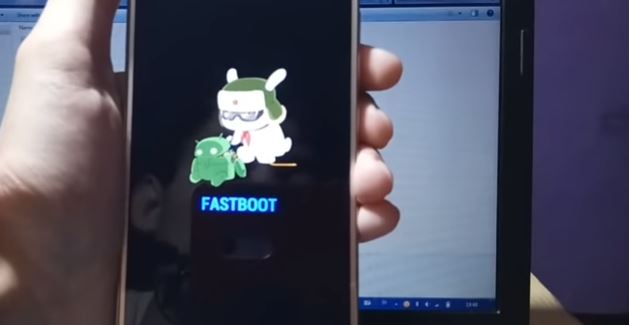 Что делать если на телефоне fastboot редми. Что такое Fastboot на редми ноут 8. Кролик Xiaomi Fastboot. Redmi 7a Fastboot. Фастбут фото на редми.